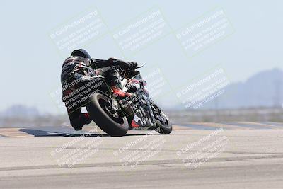 media/Oct-04-2025-CVMA (Sat) [[408bcdd6e4]]/Race 7- Formula 40 MW and LW/